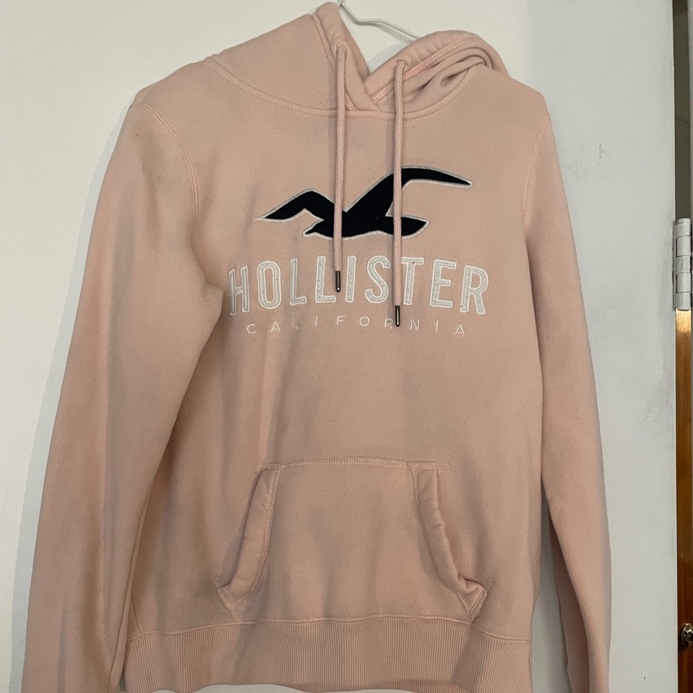 Hollister Women’s Size Small Light Pink Fleece Hoodie